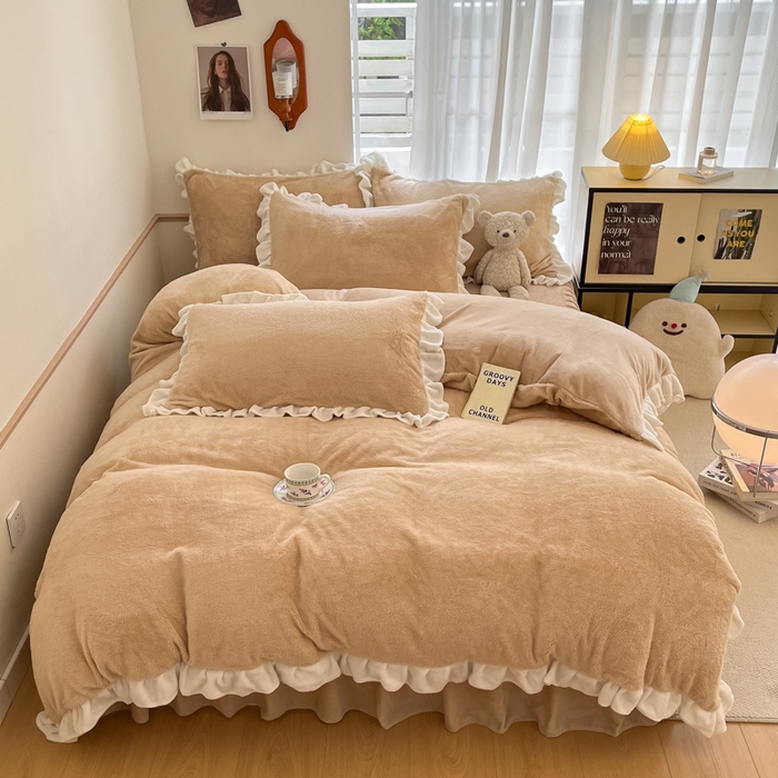 91家纺网 家纺一手货源 找家纺 星座家纺 2025新款牛奶绒花边床裙款四件套 床裙款-杏仁