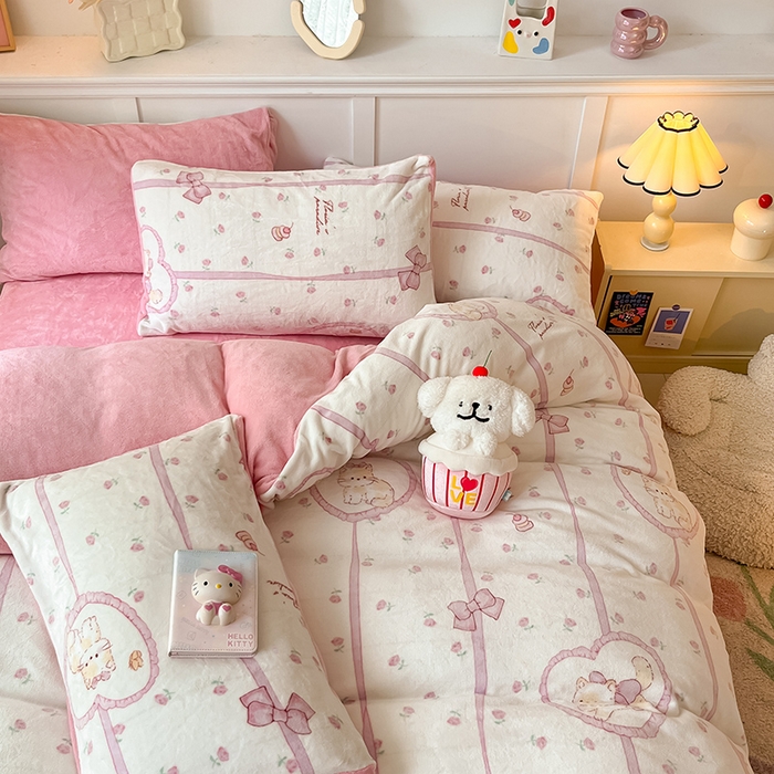 91家纺网 家纺一手货源 找家纺 桃子家居 2024新款小清新卡通加厚牛奶绒全工艺200克印花牛奶绒系列四件套 绒-公主喵