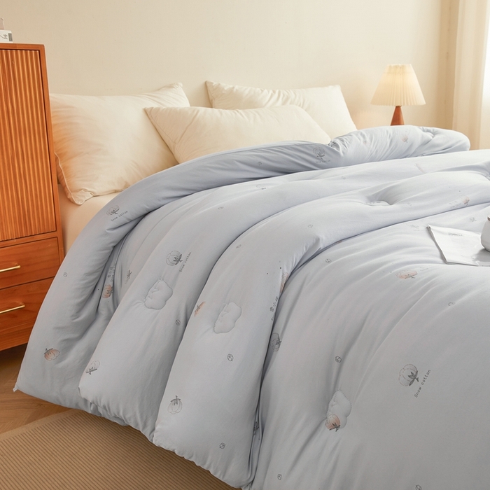 91家纺网 家纺一手货源 找家纺 壹张床 2025新款A类新疆棉花被糯糯棉子母被冬被印花被芯春秋被学生被子母扣系列 灰色