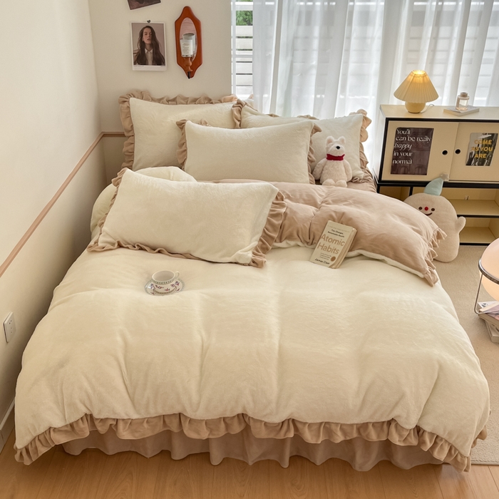 91家纺网 家纺一手货源 找家纺 星座家纺 2025新款牛奶绒花边床裙款四件套 床裙款-奶昔白＋奶咖