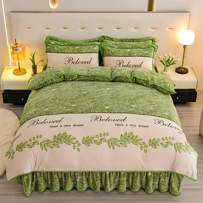 91家纺网 家纺一手货源 找家纺 赫本家纺  2025新品8-9斤爆品牛奶绒四件套床裙款金雕绒法莱绒四套件 春风十里