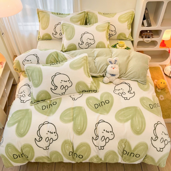 91家纺网 家纺一手货源 找家纺 2024新款A类高克重时尚风牛奶绒加厚保暖系列套件单品-被套 爱心小龙