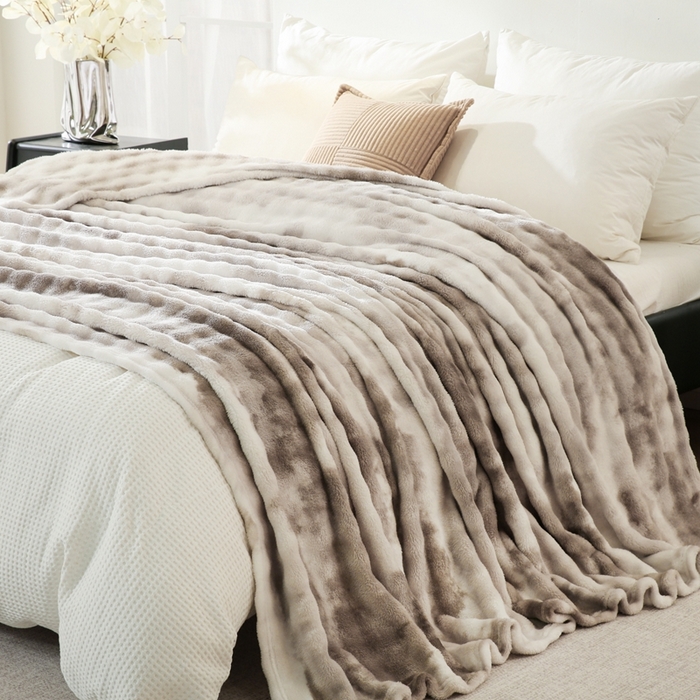 91家纺网 家纺一手货源 找家纺 巴木赫 2024新款300克印花泡泡毛毯毯子 大理石纹