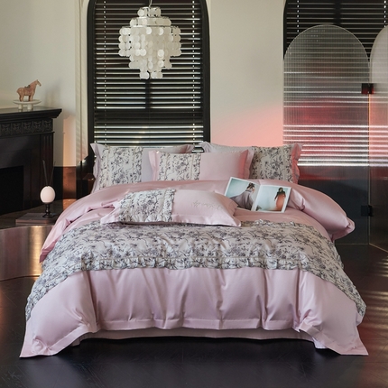 91家纺网 家纺一手货源 找家纺 时亿家居 2024新款100支长绒棉雅馨系列四件套 雅馨粉紫