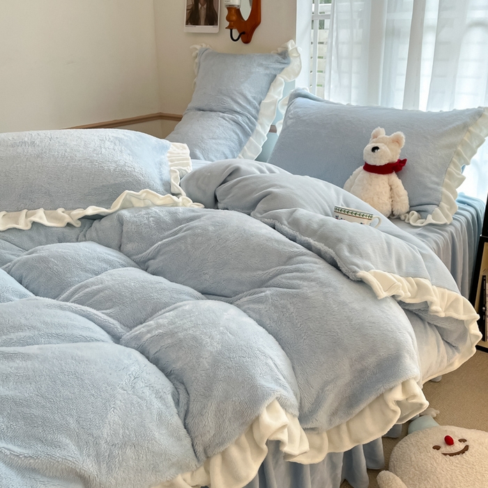 91家纺网 家纺一手货源 找家纺 星座家纺 2025新款牛奶绒花边床裙款四件套 床裙款-天空蓝