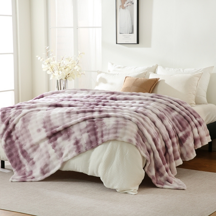 91家纺网 家纺一手货源 找家纺 巴木赫 2024新款300克印花泡泡毛毯毯子 紫色