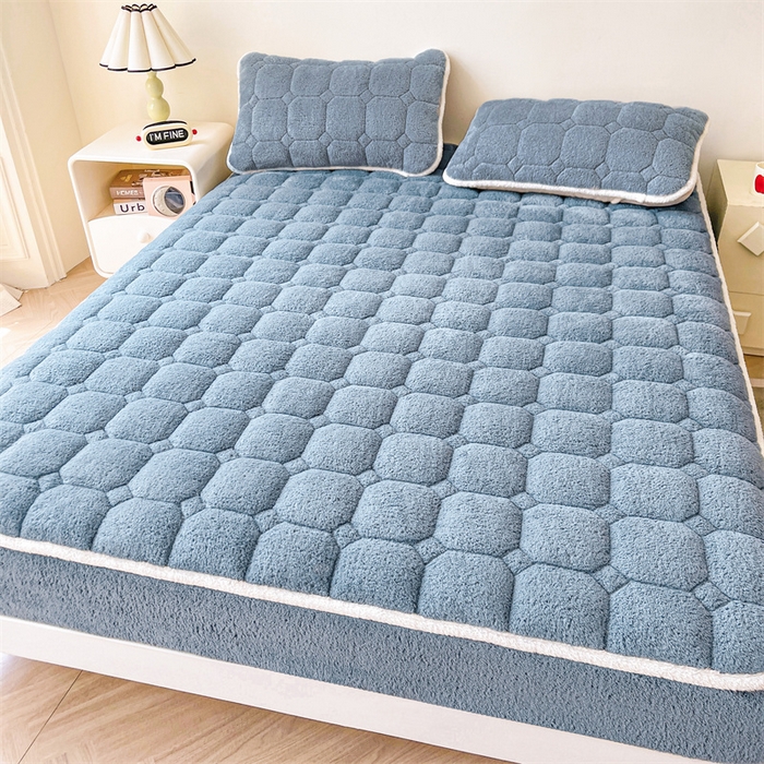 91家纺网 家纺一手货源 找家纺 雯豆家纺 2024冬款新品泰迪绒夹棉床笠三件套北极绒床垫保护套加厚保暖床笠 泰迪绒床笠-海因蓝