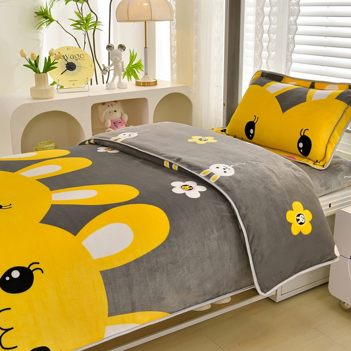 91家纺网 家纺一手货源 找家纺 绒品荟家纺 2025新款加厚牛奶绒三件套金貂绒法莱绒冬季床单款床笠款学生宿舍单人三件套 迷你兔