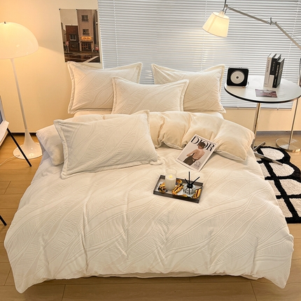 91家纺网 家纺一手货源 找家纺 （总）2024新款A类高克重立体浮雕牛奶绒加厚保暖简约风系列四件套