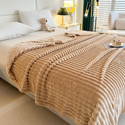芸锦豪 2024新款仿兔毛抽条毛毯-卷边款 咖色