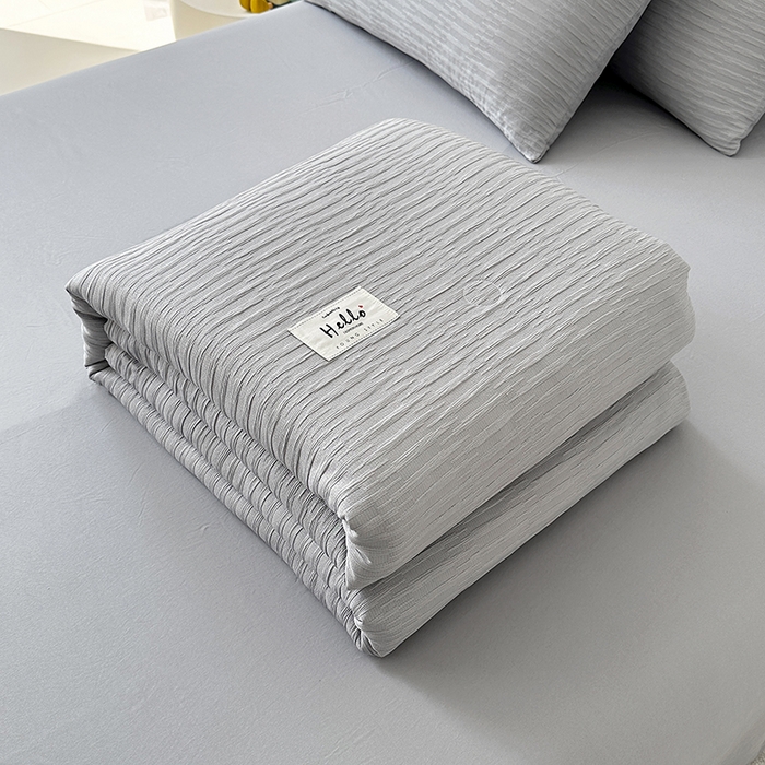 91家纺网 家纺一手货源 找家纺 81号家纺 2024新款亲肤纯色泡泡纱夏被四件套 高级灰