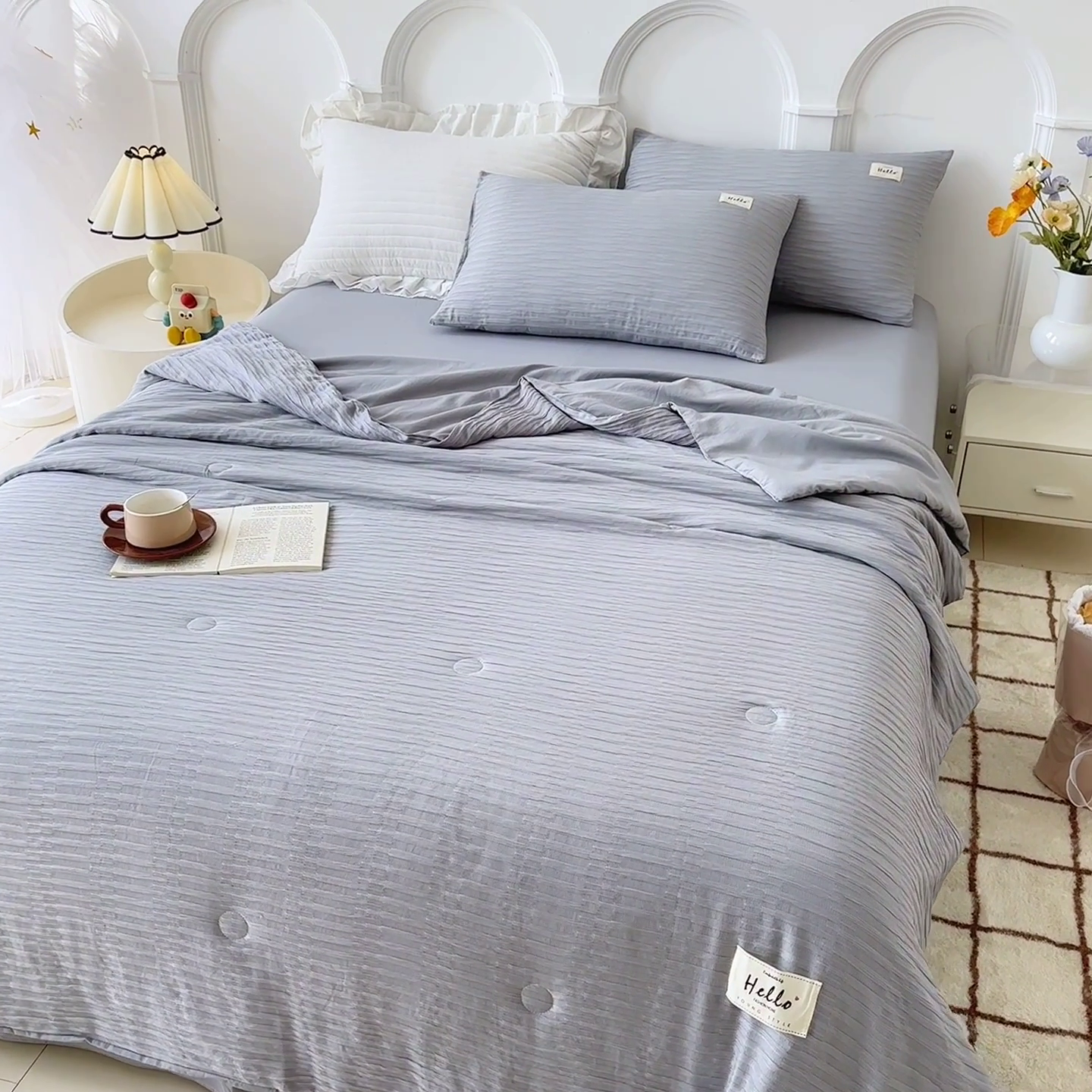 91家纺网 家纺一手货源 找家纺 81号家纺 2024新款亲肤纯色泡泡纱夏被四件套 高级灰