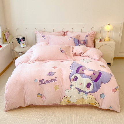 91家纺网 家纺一手货源 找家纺 （总）金绣美居 2025新款牛奶绒毛绒贴布绣花保暖四件套-星空女孩