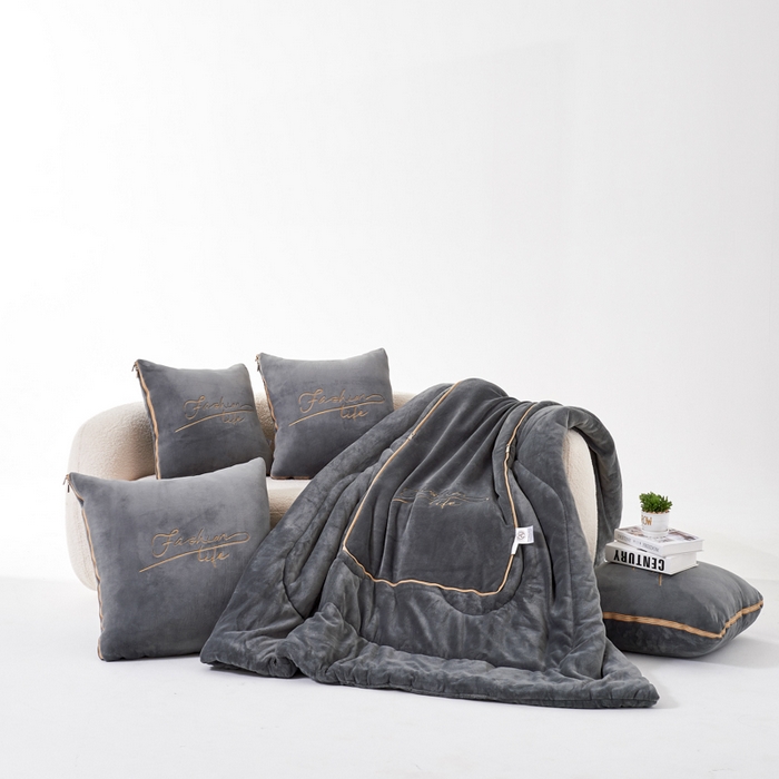 91家纺网 家纺一手货源 找家纺 照世家纺 2024新款牛奶绒轻奢抱枕被 深灰