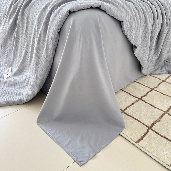 91家纺网 家纺一手货源 找家纺 81号家纺 2024新款亲肤纯色泡泡纱夏被四件套 高级灰