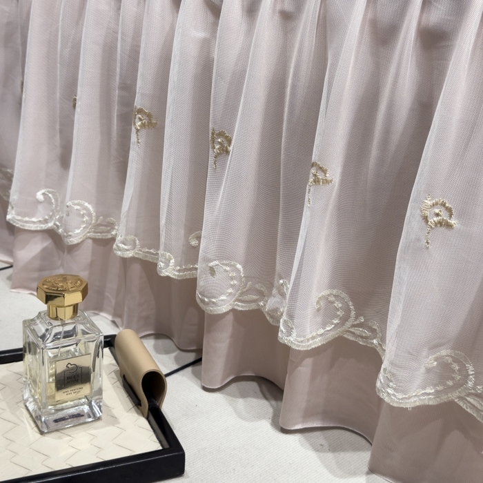 91家纺网 家纺一手货源 找家纺 81号家纺 2024新款冰感豆豆床裙款凉席 樱花粉