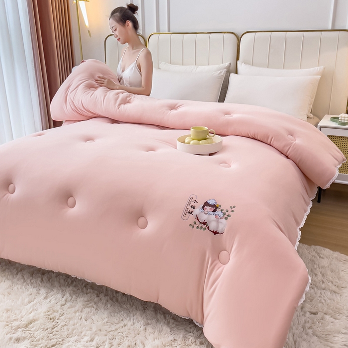 91家纺网 家纺一手货源 找家纺 81号家纺 2024新款针织棉花边烫花被冬被被芯 少女粉