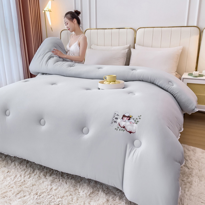 91家纺网 家纺一手货源 找家纺 81号家纺 2024新款针织棉花边烫花被冬被被芯 时尚灰