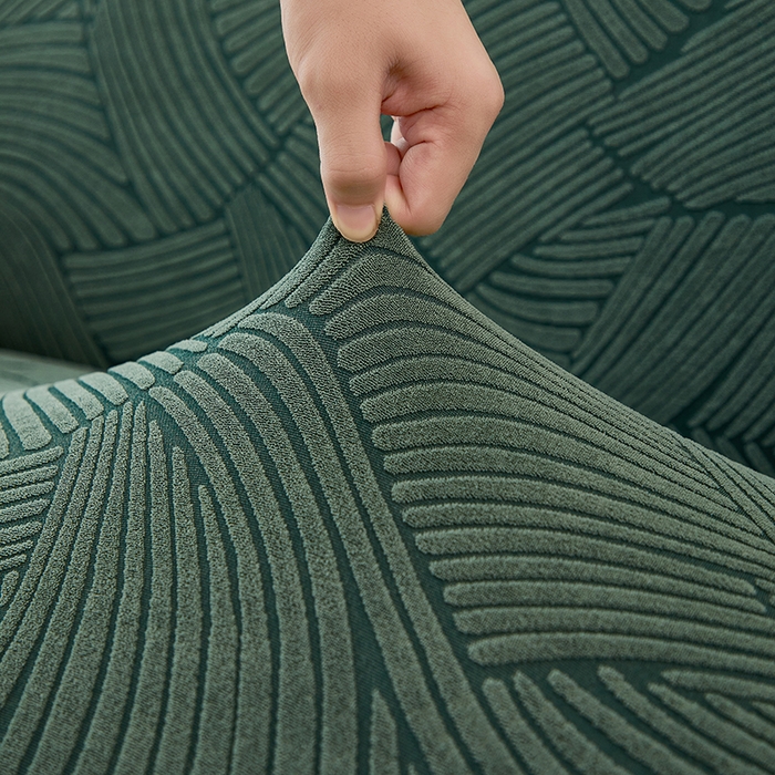 91家纺网 家纺一手货源 找家纺 共鸣沙发套 2024新款臻品提花系列沙发套(裙摆款) 枫纹-墨绿