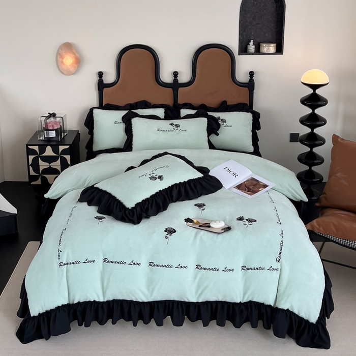 91家纺网 家纺一手货源 找家纺 凯美家居 2024新款法式牛奶绒刺绣四件套-欧雅 欧雅-浅绿