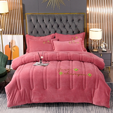 91家纺网 家纺一手货源 找家纺 （总）81号家纺 2024新款牛奶绒被芯被子四件套