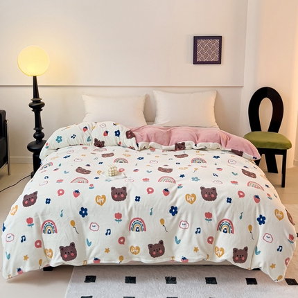 91家纺网 家纺一手货源 找家纺 （总）富馨莱 2024新款牛奶绒230克印花全消光被套