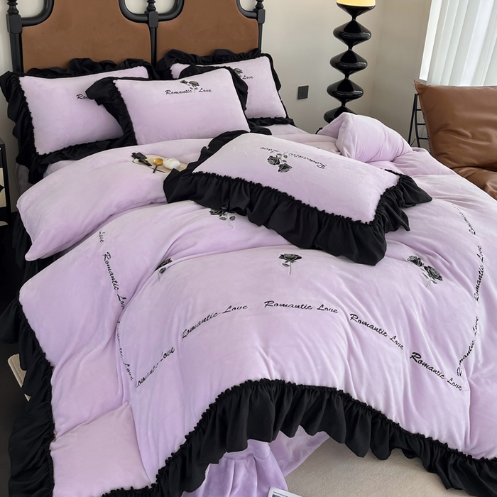 91家纺网 家纺一手货源 找家纺 凯美家居 2024新款法式牛奶绒刺绣四件套-欧雅 欧雅-浅紫