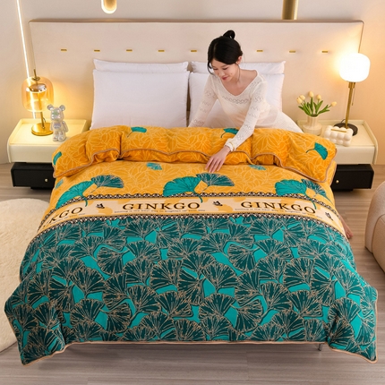 91家纺网 家纺一手货源 找家纺 （总）静缘分 2025新款230克特厚牛奶绒金貂绒床裙款保暖单品被套 