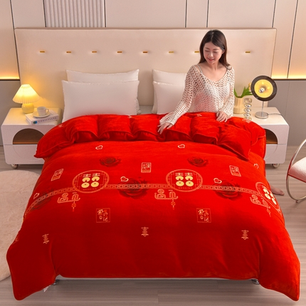 91家纺网 家纺一手货源 找家纺 （总）静缘分 2025新款230克特厚牛奶绒金貂绒床裙款保暖单品被套 