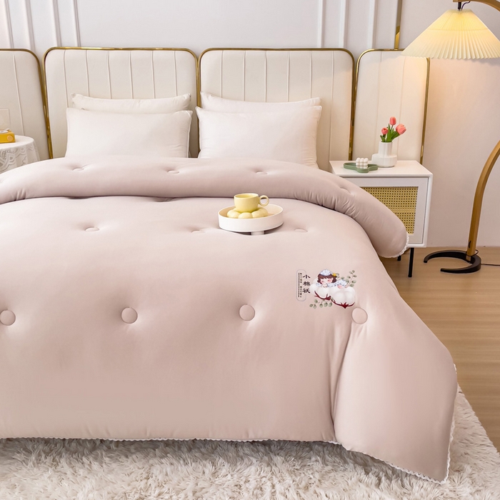 91家纺网 家纺一手货源 找家纺 81号家纺 2024新款针织棉花边烫花被冬被被芯 浅粉