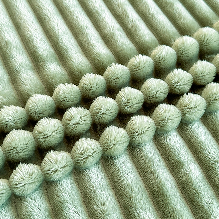 91家纺网 家纺一手货源 找家纺 芸锦豪 2024新款仿兔毛抽条毛毯-卷边款 绿色