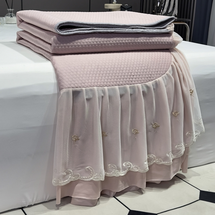 91家纺网 家纺一手货源 找家纺 81号家纺 2024新款冰感豆豆床裙款凉席 樱花粉