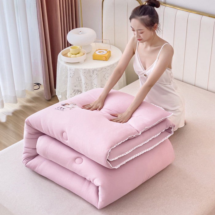 91家纺网 家纺一手货源 找家纺 81号家纺 2024新款针织棉花边烫花被冬被被芯 豆沙紫