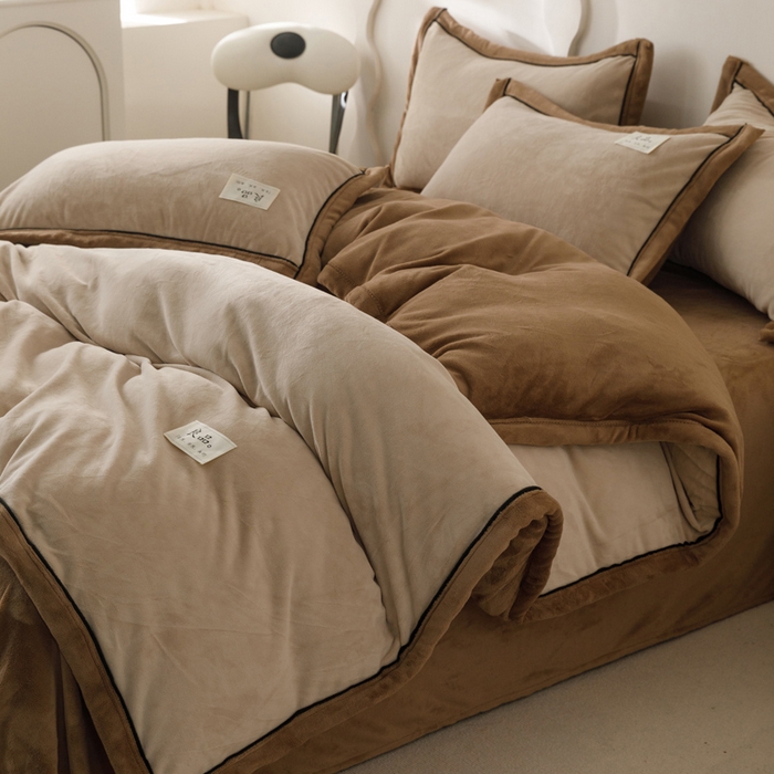 91家纺网 家纺一手货源 找家纺 2024新款牛奶绒双拼可拆洗冬被被子被芯 双拼可拆洗-米驼+奶茶咖