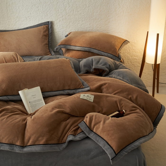 91家纺网 家纺一手货源 找家纺 2024新款牛奶绒华夫格可拆洗冬被被子被芯 华夫格可拆洗-奶咖