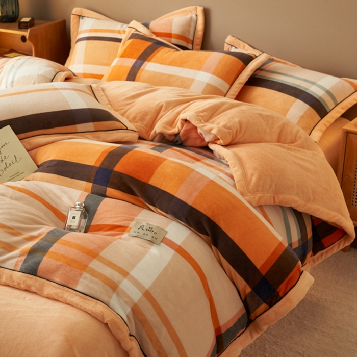 91家纺网 家纺一手货源 找家纺 2024新款无印风牛奶绒宽边可拆洗冬被被子被芯 无印风可拆洗冬被-爱玛格