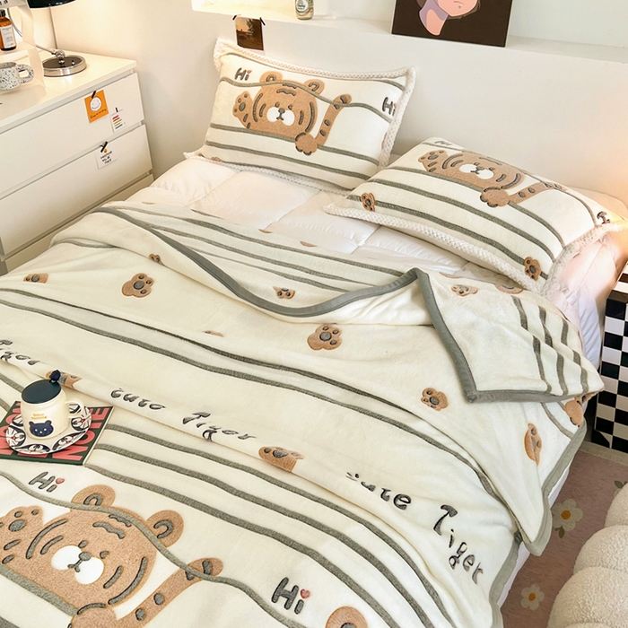 91家纺网 家纺一手货源 找家纺 倾慕家纺 2024新款加厚保暖6D立体雪花绒系列-毛毯 欢乐小虎