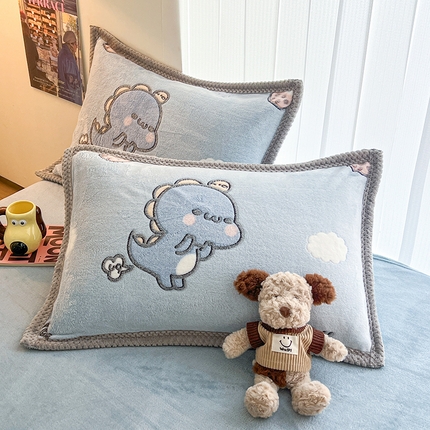 倾慕家纺 2024新款加厚保暖6D立体雪花绒系列-单枕套 奶茶小龙蓝