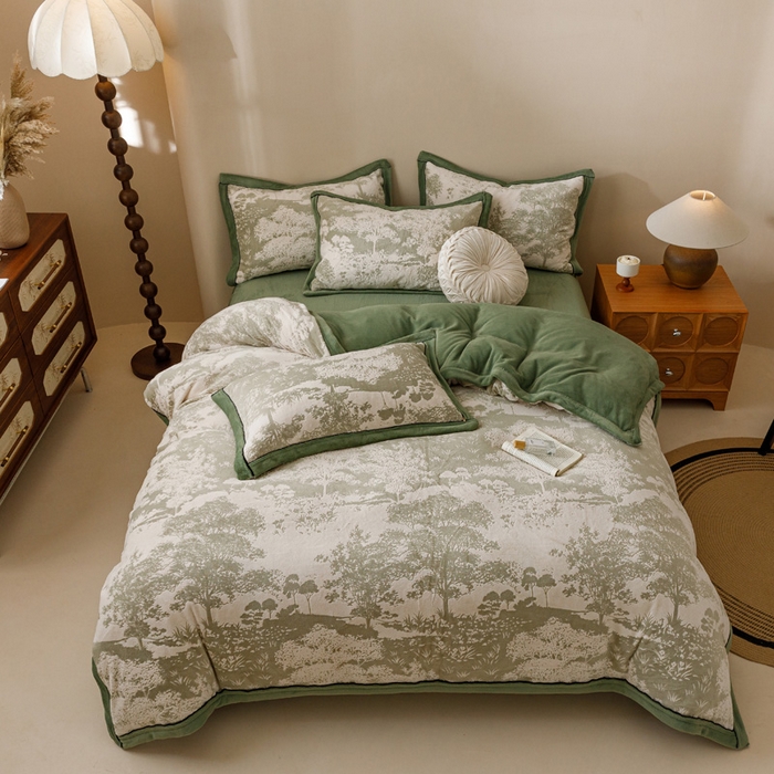 91家纺网 家纺一手货源 找家纺 2024新款牛奶绒染色雕花可拆洗冬被被子被芯 挪威森林