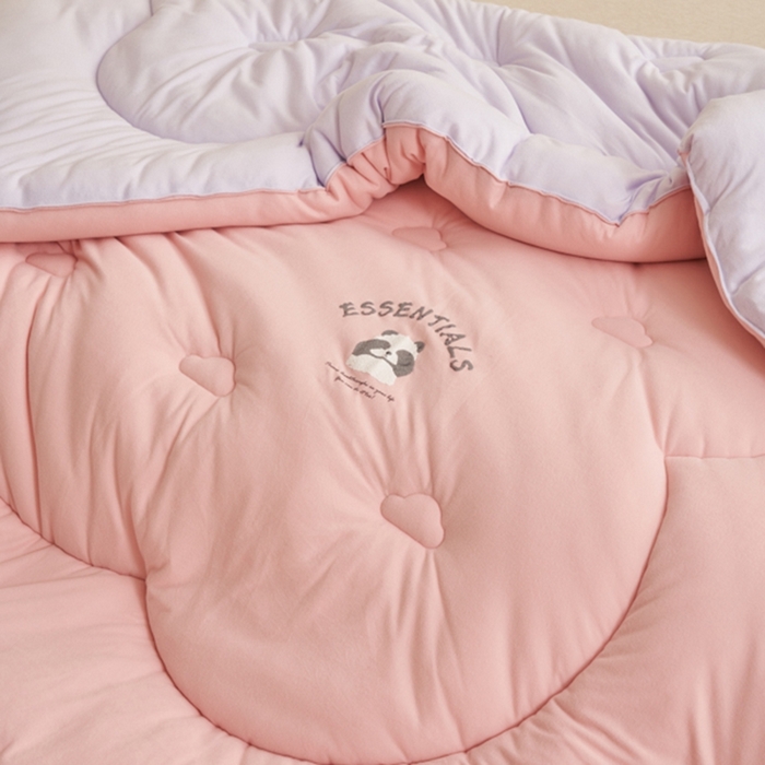 91家纺网 家纺一手货源 找家纺 2024新款b类针织德绒猫猫大豆冬被被子被芯 猫猫被-纱粉