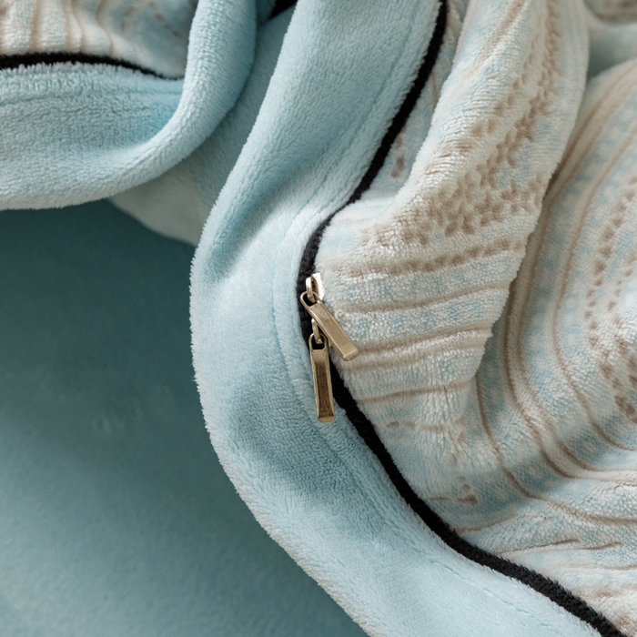 91家纺网 家纺一手货源 找家纺 2024新款牛奶绒染色雕花可拆洗冬被被子被芯 意境云海