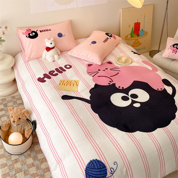 91家纺网 家纺一手货源 找家纺 星座家纺 2025新款大版卡通牛奶绒四件套 煤球小猫