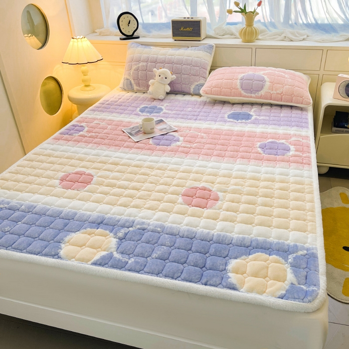 91家纺网 家纺一手货源 找家纺 眠势力 2025新款牛奶绒床垫保防滑床护垫床褥学生垫子可机洗 炫彩