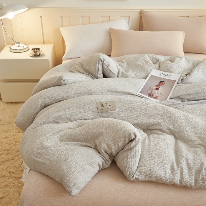 91家纺网 家纺一手货源 找家纺 子由 2024新款b类韩系邹邹格大豆纤维冬被被子被芯 邹邹格-浅灰