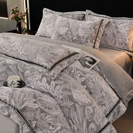 91家纺网 家纺一手货源 找家纺 （总）妮恒美 2024新款提花织带款牛奶绒床笠款四件套11