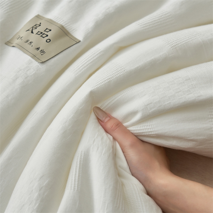 91家纺网 家纺一手货源 找家纺 2024新款b类100%纯棉水洗棉提花大豆纤维冬被 纯棉-方格华夫格