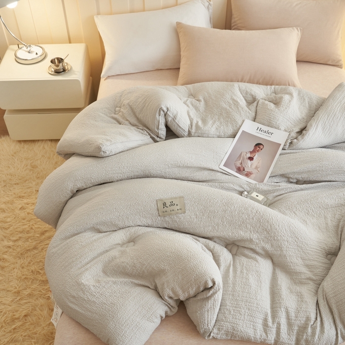 91家纺网 家纺一手货源 找家纺 子由 2024新款b类韩系邹邹格大豆纤维冬被被子被芯 邹邹格-浅灰