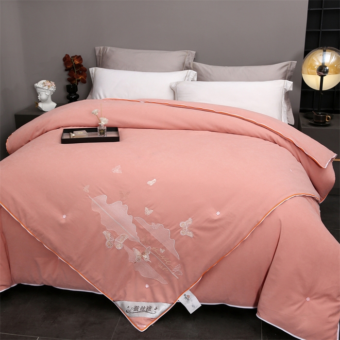 91家纺网 家纺一手货源 找家纺 恒鑫 2025新款全棉绣花桑蚕丝冬被春秋被拉链二合一子母被 轻柔玉