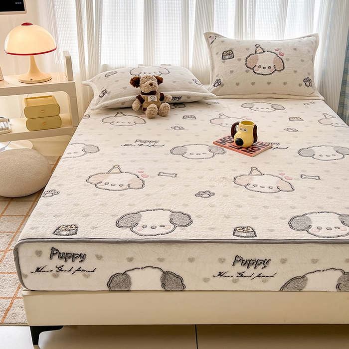 91家纺网 家纺一手货源 找家纺 倾慕家纺 2024新款加厚保暖6D立体雪花绒系列-单床笠 礼物小狗