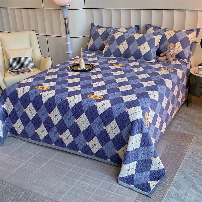 91家纺网 家纺一手货源 找家纺 凯儿 2025新款A类牛奶绒印花单床盖三件套 英伦时光